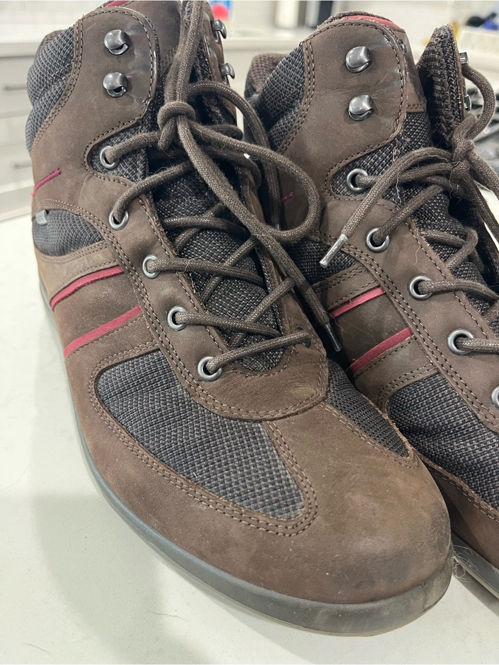 Ecco Brown Suede & Mesh Athletic Lace-Up Sneakers with Red Stripe